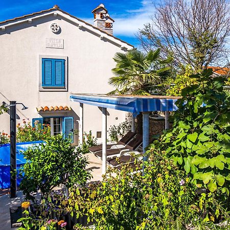 Apartment Villa Marija, Pinezici Кърк Екстериор снимка
