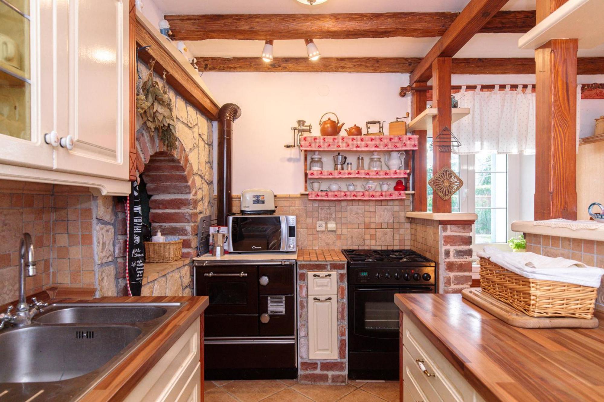 Apartment Villa Marija, Pinezici Кърк Екстериор снимка