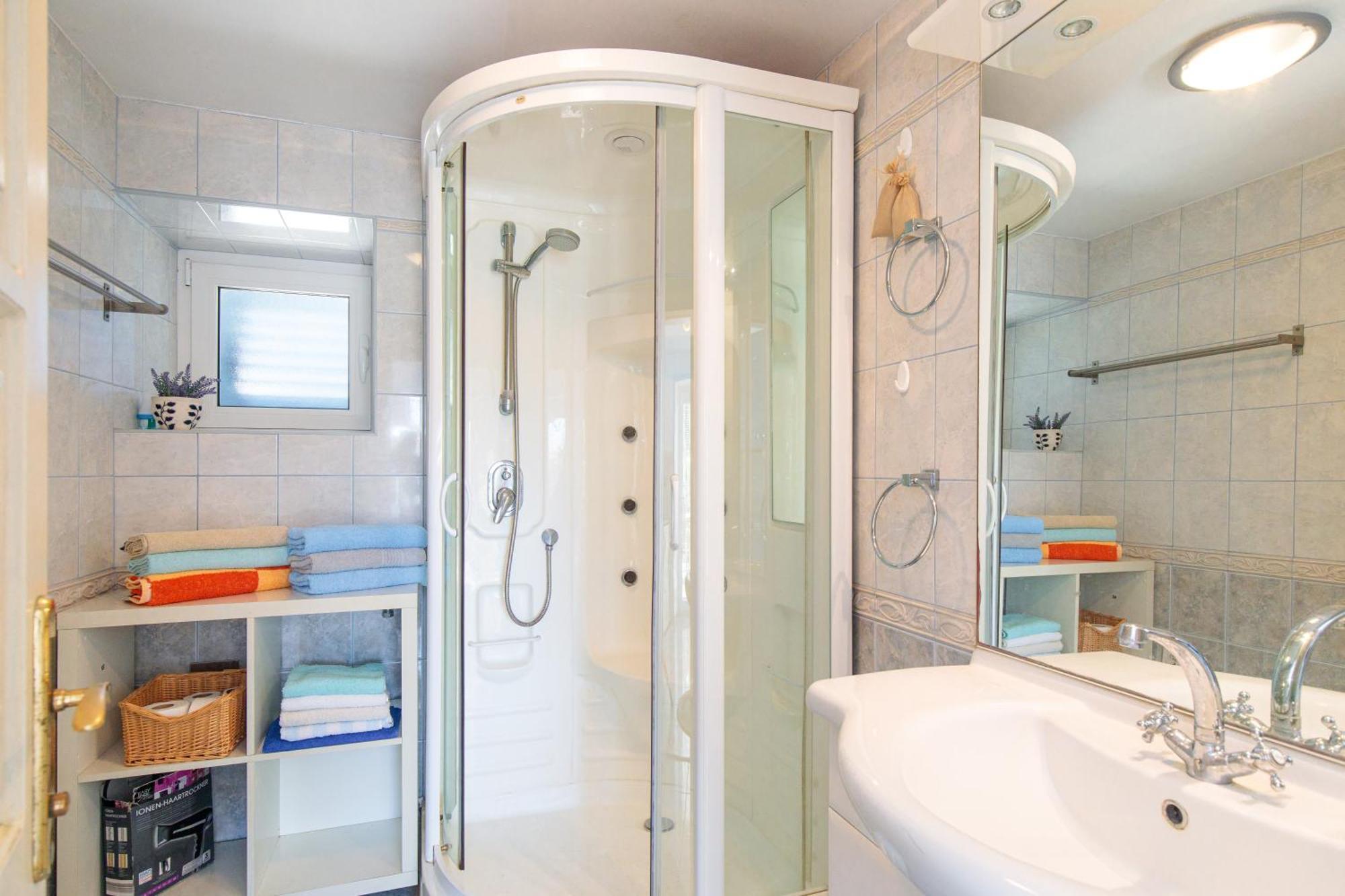Apartment Villa Marija, Pinezici Кърк Екстериор снимка